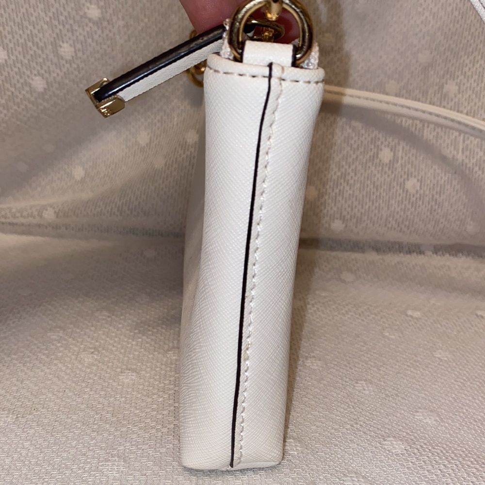 *SOLD*Calvin Klein Hayden Saffiano Crossbody - Picture 7 of 12
